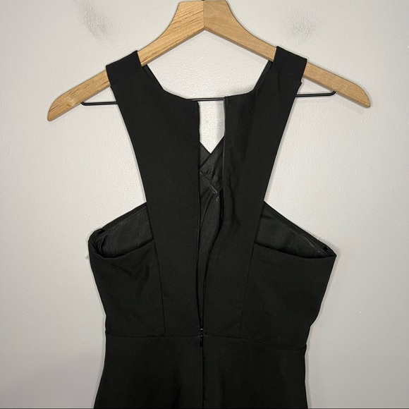 Lulu's Cross Front Sleeveless Norma Swing Skater Dress in Black S - Picture 6 of 8